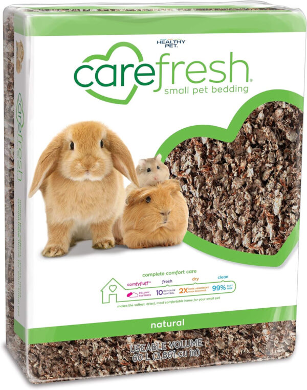 Carefresh 99% Dust-Free Natural Paper Small Pet Bedding - Odor Control (60 L) offers 99% dust-free natural paper for optimal odor control in a 60 L package.